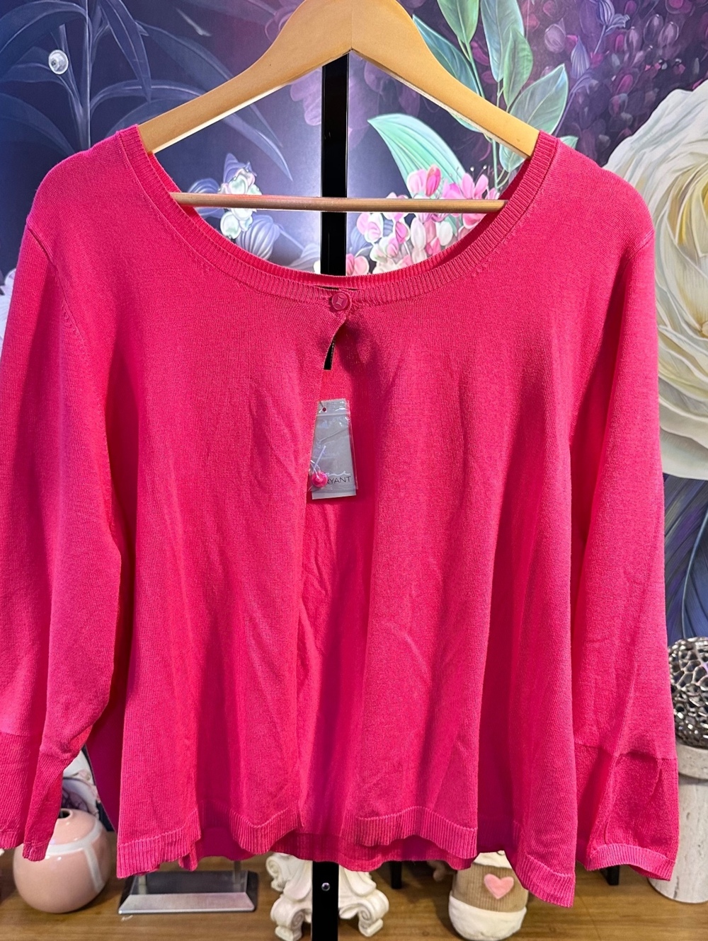 Lane Bryant NWT 26/28 Hot Pink Cardigan Stretch Knit Preppy Classic